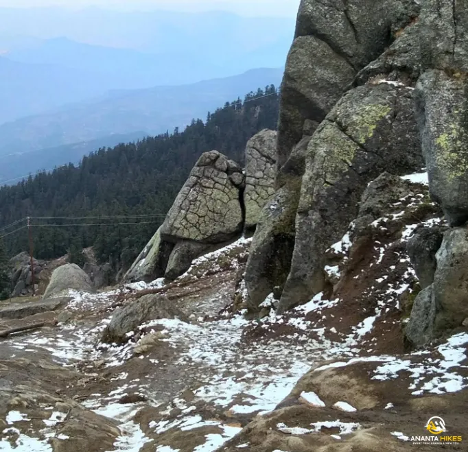 Ananta-hikes-Mountain-trek