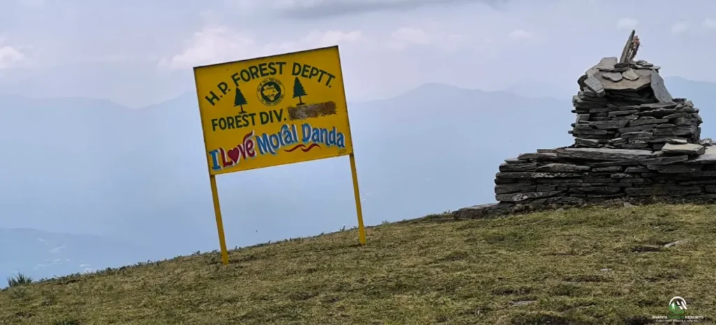 Mural-Danda-Trek-banner