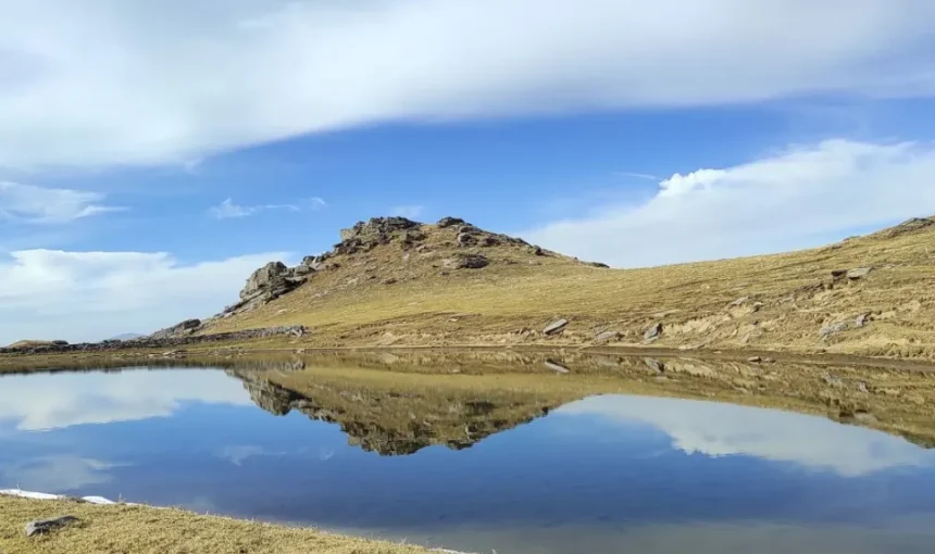 Saru Lake Trek – A Hidden Gem of Pabbar Valley