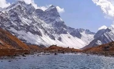 chandernahan-lake-trek-2