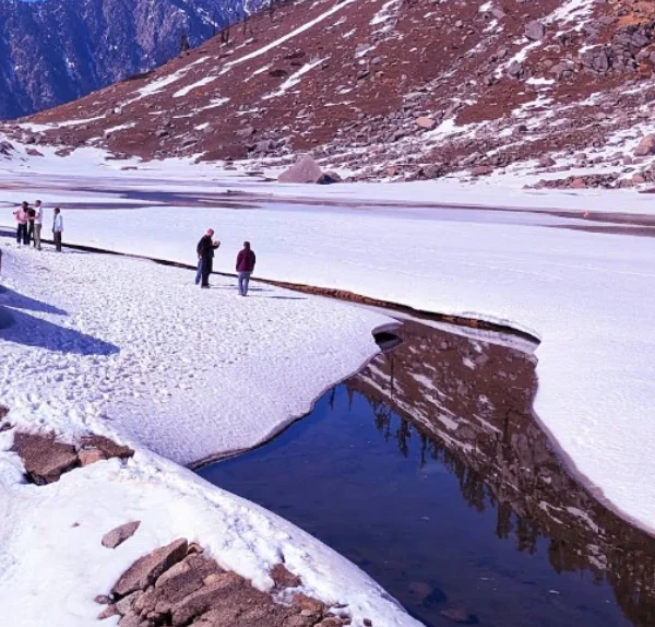 kareri-lake-ananta-hikes-banner