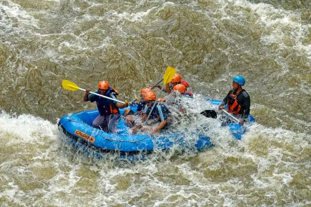 river-rafting-optimized
